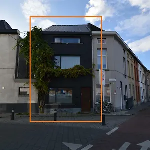 Nest Gand